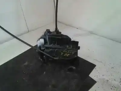 İkinci el araba yedek parçası arka sag kapi kilidi için renault megane iii sport tourer luxe oem iam referansları 825028873r 6 pins 