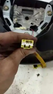 Piesă de schimb auto la mâna a doua volan pentru mazda 2 berlina (dy) 1.4 diesel cat referințe oem iam   dd593298097