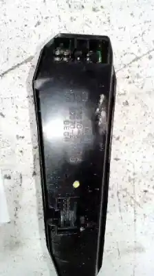 Second-hand car spare part left front power window switch for hyundai coupe i (rd) 2.0 16v oem iam references 9357027000a  9357027100b