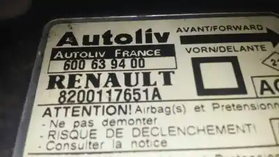 Автозапчастина б/у блок управління подушками безпеки для renault megane i fase 2 berlina (ba0) 1.9 dci diesel cat 102 cv / 75 kw посилання на oem iam 8200117651a  
