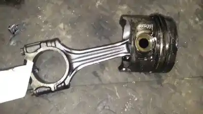 Piesă de schimb auto la mâna a doua piston pentru mercedes vito (w638) combi 2.3 diesel referințe oem iam   