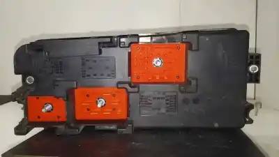 Pezzo di ricambio per auto di seconda mano scatola relè/fusibili per opel vectra b berlina 2.2 16v dti cat (y 22 dtr / l50) riferimenti oem iam 13112918  