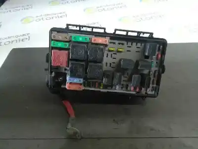 Piesă de schimb auto la mâna a doua PANOU SIGURANȚE pentru OPEL CORSA D  Referințe OEM IAM 13217394  