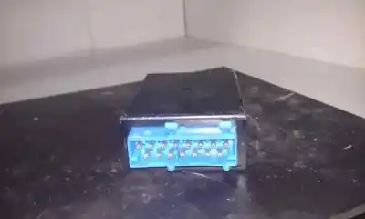 Peça sobressalente para automóvel em segunda mão módulo eletrônico por bmw serie 3 berlina (e36) 325td referências oem iam 61358359031  