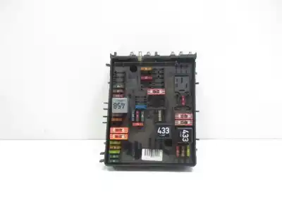 Second-hand car spare part fuse box unit for audi a3 (8p1) bkc oem iam references 1k0937124h  
