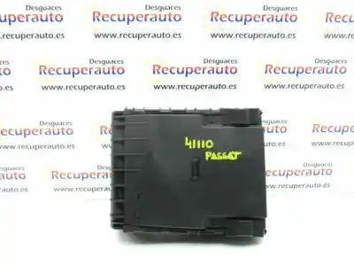 Recambio de automóvil de segunda mano de caja reles / fusibles para volkswagen passat variant (365) exclusive bluemotion referencias oem iam 3c0937125a  