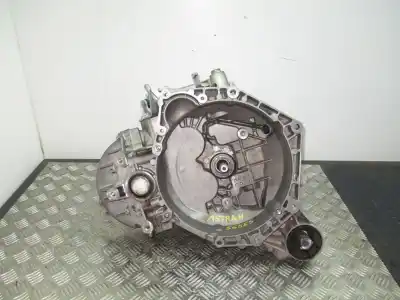 Second-hand car spare part gearbox for opel astra h caravan z19dt oem iam references m32  