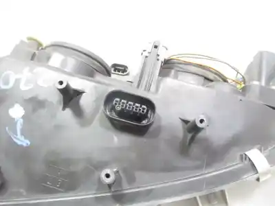İkinci el araba yedek parçası sag far için nissan primera berlina (p12) d-yd22 oem iam referansları 26010au810  