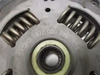 İkinci el araba yedek parçası debriyaj kiti için ford fiesta (cbk) hhja oem iam referansları 3082001233  