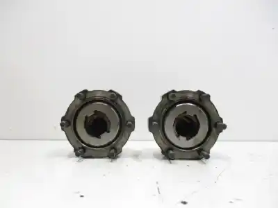 Peça sobressalente para automóvel em segunda mão cubos de roda por nissan terrano/terrano.ii (r20) 2.7 turbodiesel referências oem iam  automaticos 2 unidades 