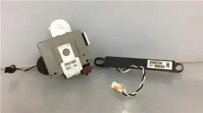 Pezzo di ricambio per auto di seconda mano quadro di chiusura per mazda 6 berlina (gg) 2.0 di riferimenti oem iam gp9a676b0b