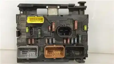 Peça sobressalente para automóvel em segunda mão caixa de fusíveis e relés por peugeot 307 break/ sw (s2) 1.6 sw referências oem iam 9661087080