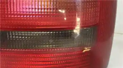 Автозапчастина б/у правий ліхтар для audi a4 b5 avant (8d5) 1.9 tdi посилання на oem iam 8d9945112  