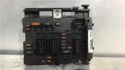 Peça sobressalente para automóvel em segunda mão caixa de fusíveis e relés por peugeot 206 sw (2e/k) 1.4 hdi referências oem iam 9646405480