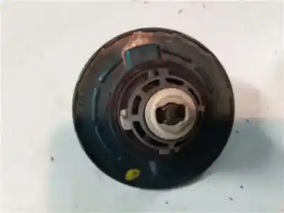 Pièce détachée automobile d'occasion bouchon du réservoir d'essence pour peugeot 106 (s2) 1.0 i références oem iam   