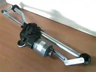 Second-hand car spare part front windshield wiper motor for bmw serie 3 compacto (e46) 2.0 320td oem iam references 67636914577