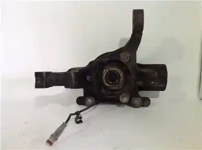 Pièce détachée automobile d'occasion moyeu de roue avant droite pour opel zafira / zafira family b (a05) 1.9 cdti (m75) références oem iam 13197801  