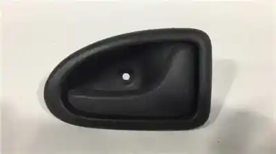 Second-hand car spare part interior right rear handle for renault clio ii fase ii (b/cb0) 1.5 dci diesel oem iam references 8200423888  
