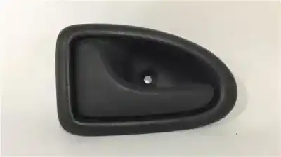 Автозапчасти б/у левая передняя внутренняя ручка за renault clio ii fase ii (b/cb0) 1.5 dci diesel 65 cv / 48 kw ссылки oem iam 7700423887