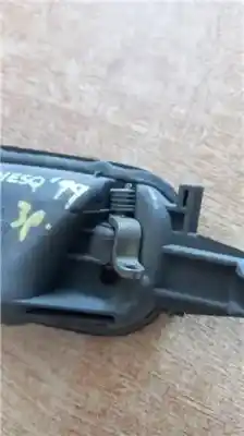 Second-hand car spare part interior left front handle for audi a3 (8l) 1.8 t ambiente oem iam references 8l1837019  