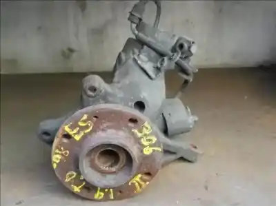 Pièce détachée automobile d'occasion MOYEU DE ROUE AVANT GAUCHE pour PEUGEOT 306 (7B, N3, N5)  Références OEM IAM   