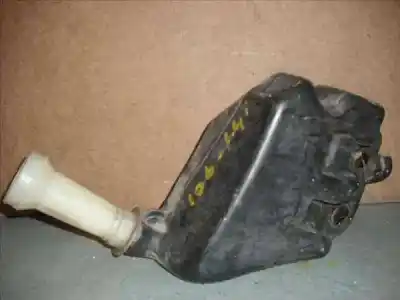 Pièce détachée automobile d'occasion RÉSERVOIR DE LAVE-GLACE pour PEUGEOT 106 (S1)  Références OEM IAM   