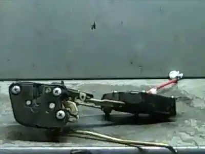 Pezzo di ricambio per auto di seconda mano serratura porta posteriore sinistra per suzuki wagon r+ sr (em) 1.2 gl riferimenti oem iam 8230274f20