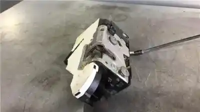 Pezzo di ricambio per auto di seconda mano serratura porta anteriore sinistra per peugeot 207 1.4 riferimenti oem iam 24087158