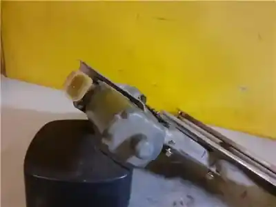 Автозапчастина б/у регулятор переднього правого скла для toyota yaris (ncp1/nlp1/scp1) 1.3 expo посилання на oem iam 0130822017  