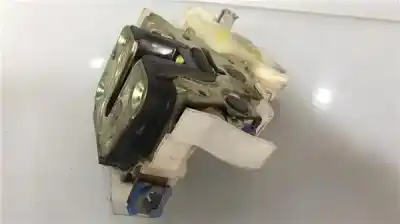 Second-hand car spare part FRONT RIGHT CENTRAL LOCKING SYSTEM for NISSAN X-TRAIL (T30)  OEM IAM references 80552AA200  89A910