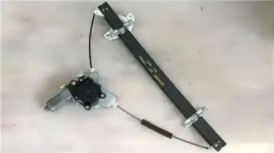 Peça sobressalente para automóvel em segunda mão elevador de vidros dianteiro direito por hyundai h-1 2.5 crdi referências oem iam 824044a010