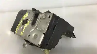 Peça sobressalente para automóvel em segunda mão fechadura da porta dianteira esquerda por opel zafira / zafira family b (a05) 1.9 cdti (m75) referências oem iam 13210748