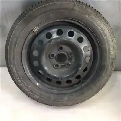 Pièce détachée automobile d'occasion pneu pour seat altea xl (5p5, 5p8) 1.6 tdi références oem iam 1m211007aaw  7m3601027e