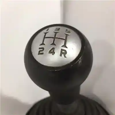 Second-hand car spare part gear lever knob for mitsubishi colt cz3 berl. 5 (z30a) 1.1 inform (d) oem iam references mn178048xa  