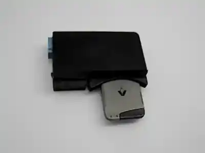 Second-hand car spare part ignition switch for renault laguna ii (bg0/1_) 1.6 16v (bg0a, bg0l) oem iam references 8200224594  