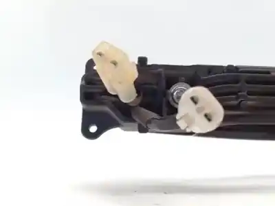 Автозапчасти б/у левая передняя наружная ручка за suzuki swift iii (sg) 1.3 ссылки oem iam 8281263j00zce  
