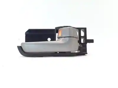 Second-hand car spare part interior right front handle for suzuki swift iii (sg) 1.3 oem iam references 8311062j10bwl