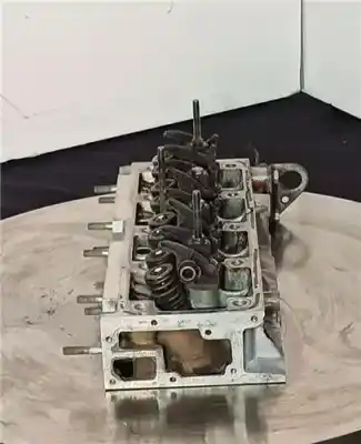 Pièce détachée automobile d'occasion culasse du moteur pour renault super 5 (b/c40_) 1.4 (b/c402) références oem iam   