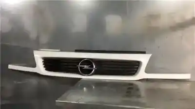 Автозапчасти б/у передняя решетка за opel astra f (t92) 1.6 i 16v (f19, m19) ссылки oem iam 90452416