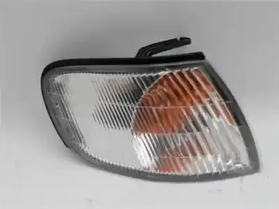 Peça sobressalente para automóvel em segunda mão farolim do lado direito por nissan almera (n15) 1.4 16v cat referências oem iam 261301n025