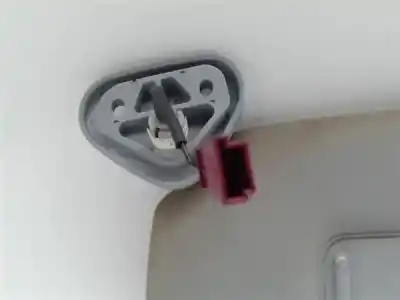 Peça sobressalente para automóvel em segunda mão pára-sol esquerdo por bmw serie 1 berlina (e81/e87) 2.0 118d referências oem iam 71205659  