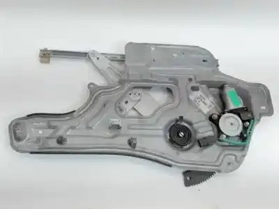 Peça sobressalente para automóvel em segunda mão elevador de vidros dianteira esquerda por hyundai santa fe (sm) 2.0 crdi 4x4 referências oem iam 8247026020