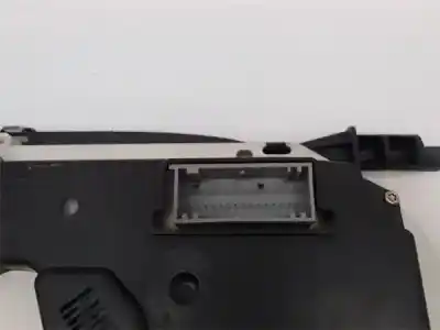 Peça sobressalente para automóvel em segunda mão quadrante por renault clio ii fase ii 1.3 referências oem iam p8200261102  216723057