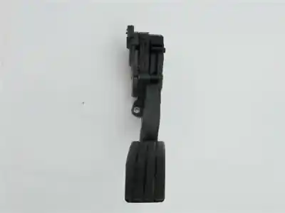 Second-hand car spare part accelerator pedal for renault twingo ii (cn0_) 1.2 (cn0d) oem iam references 8200426241  