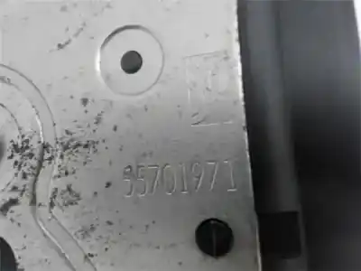 Second-hand car spare part trunk lock for opel corsa d 1.3 cdti oem iam references 55701971  