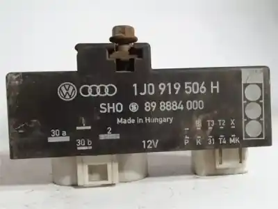 Pièce détachée automobile d'occasion boîtes à fusibles pour seat ibiza (6k1) 1.6 références oem iam 1j0919506h 1j0919506e , seat 898884000