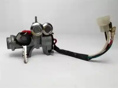 Pezzo di ricambio per auto di seconda mano chiave per ruote per piaggio porter furgón 1.2 d riferimenti oem iam 321261