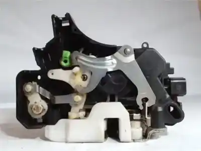Second-hand car spare part left front door lock for mitsubishi colt cz3 berl. 5 (z30a) 1.1 inform (d) oem iam references 5715a136  