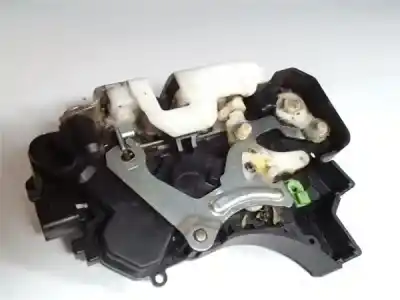 Second-hand car spare part left front door lock for mitsubishi colt cz3 berl. 5 (z30a) 1.1 inform (d) oem iam references 5715a136  