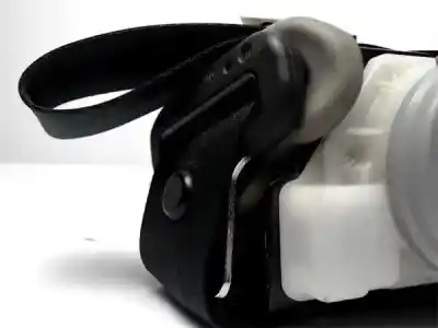 Автозапчастина б/у передній правий ремін безпеки для toyota yaris (ksp9/scp9/nlp9) 1.4 turbodiesel cat посилання на oem iam 732200d120  